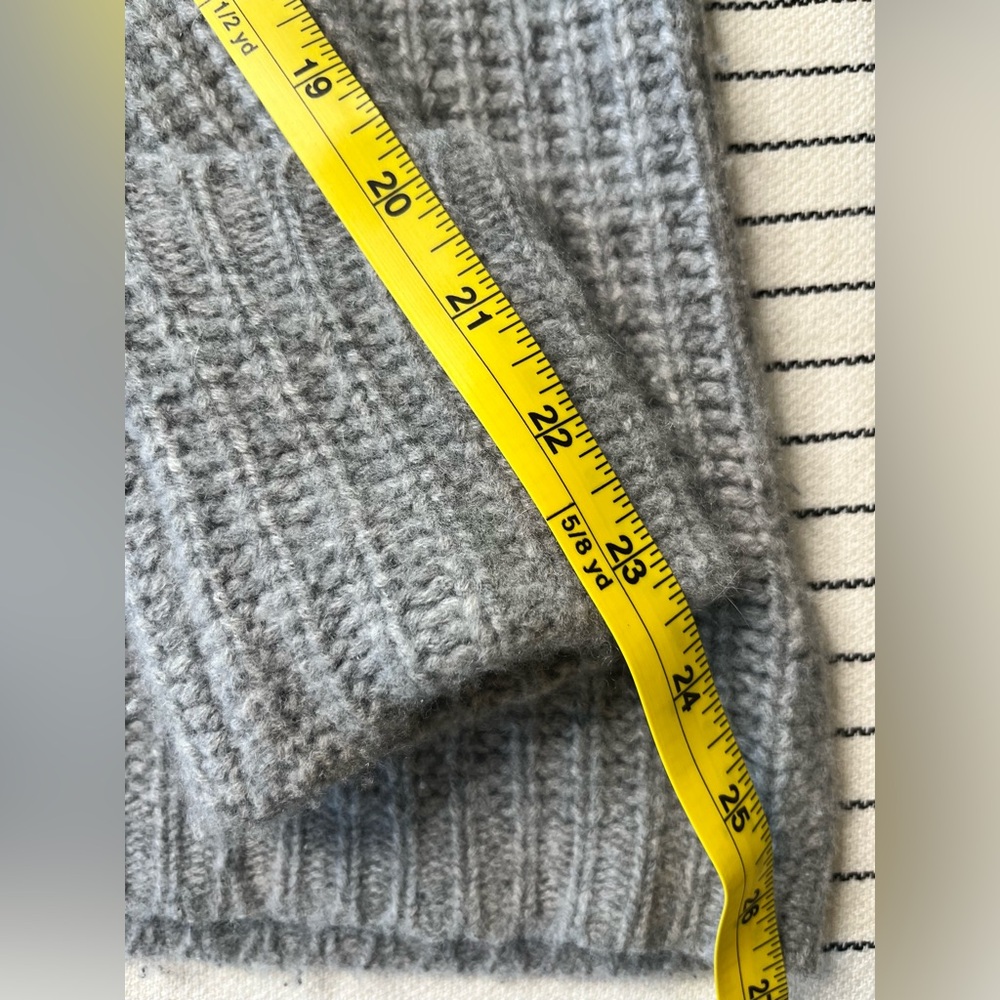 James Perse Gray 100% Cashmere Ribbed Turtleneck Sweater, size 3 - Picture 7 of 14